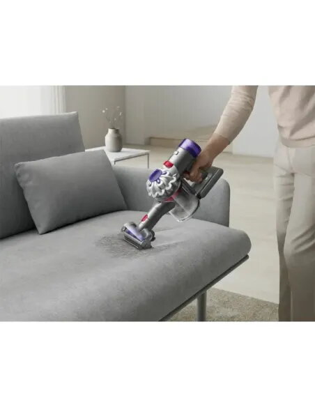 Dyson V8 Advanced: Powerful Cordless Vacuum for Pet Hair 130AW