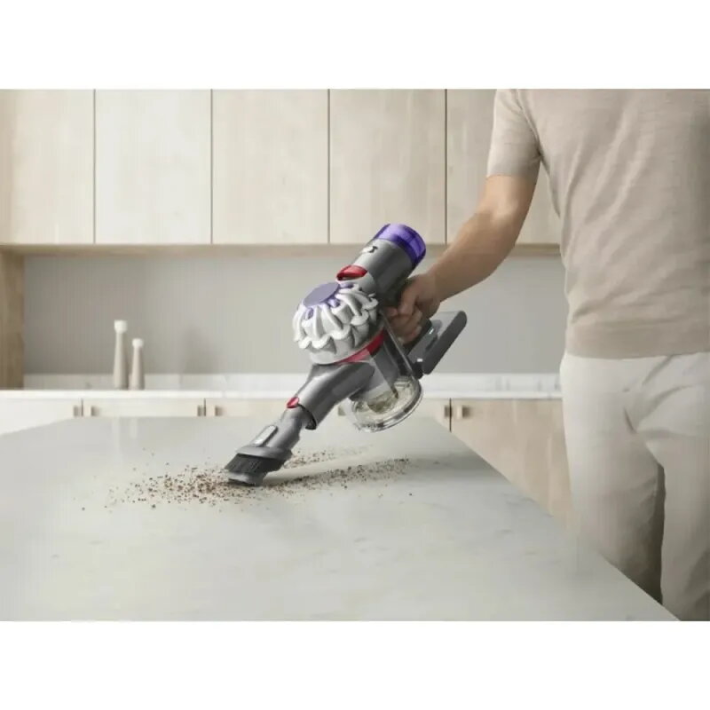 Dyson V8 Advanced: Powerful Cordless Vacuum for Pet Hair 130AW