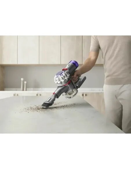 Dyson V8 Advanced: Powerful Cordless Vacuum for Pet Hair 130AW