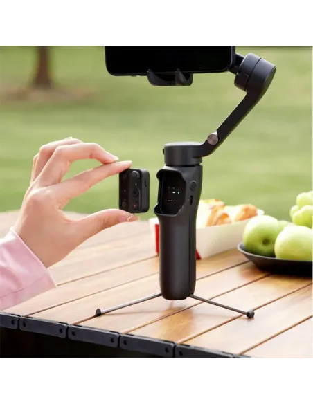 Buy Hohem iSteady V3 Black | AI Smartphone Gimbal & Fill Light