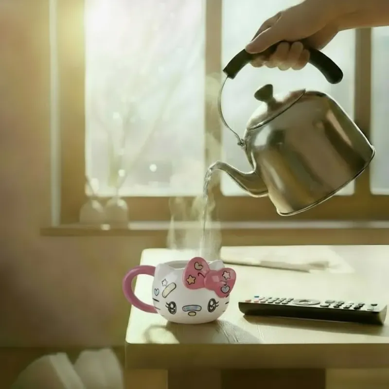 KONIX Hello Kitty 3D Mug 500ml | Official Kawaii Ceramic Mug