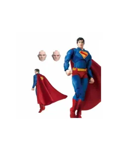 Figura Champion Class DC 01: Superman 2025